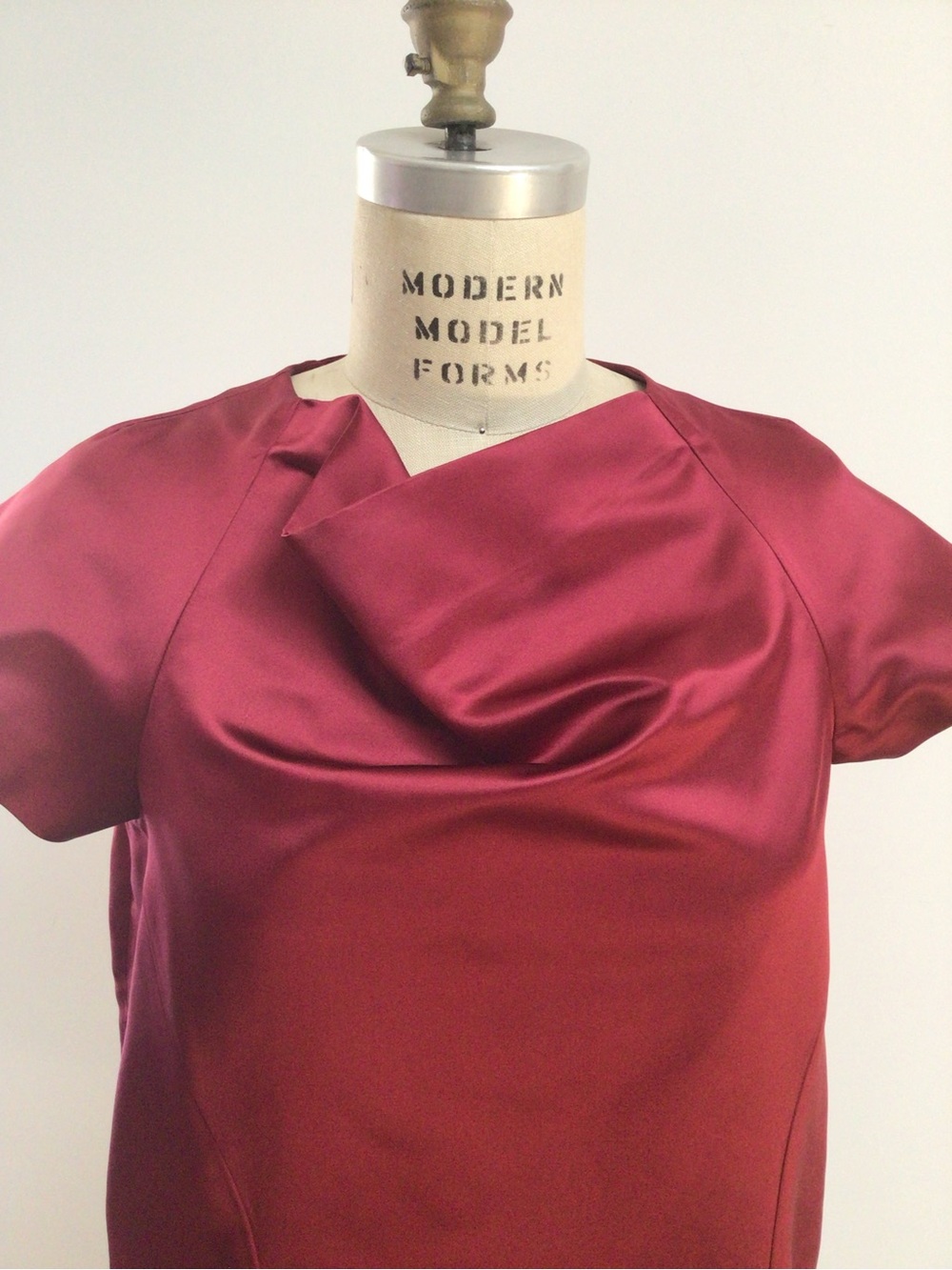 Moschino Garnet Silk Midi Dress with Draped Neck - Picture 9 of 12